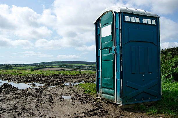 Best Standard Portable Toilet Rental  in Elgin, MN